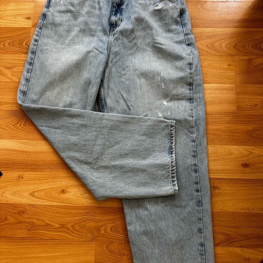 Free People We The Free Womens 31 
Barrel Straight Light Wash Distressed